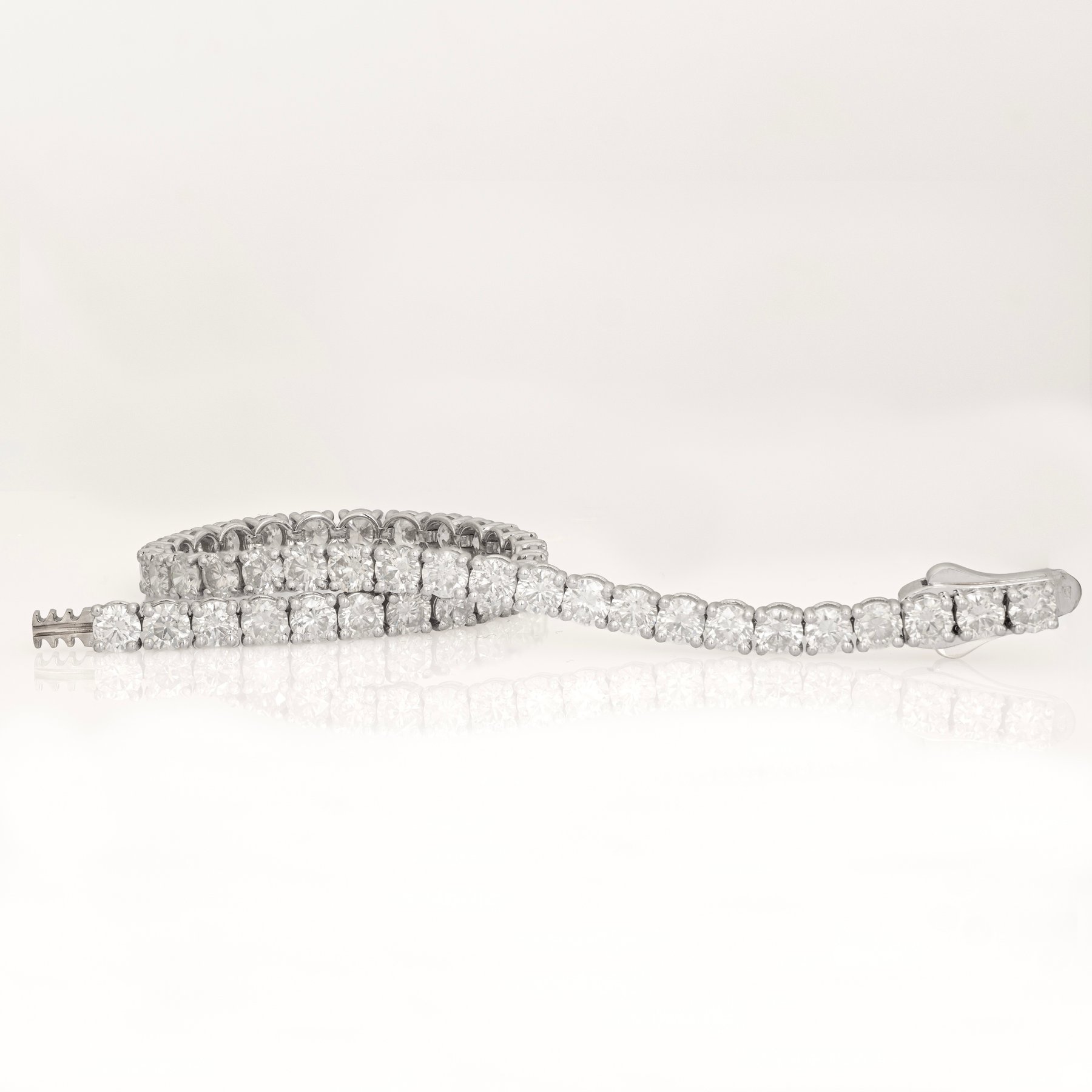 8,44 ct. naturlig diamant tennisarmbånd. GWLAB - Billede 4